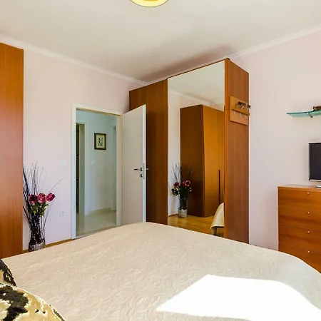 Magellan Deluxe Two Dubrownik